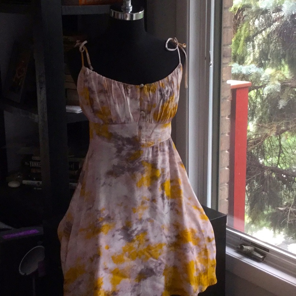 Women dress